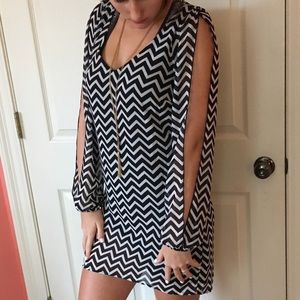 “Speechless”chevron cold sleeve dress